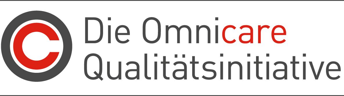 Das Logo zeigt den Schriftzug "Die Omnicare Qualitätsinitiative" neben einem stilisierten roten und grauen Emblem.